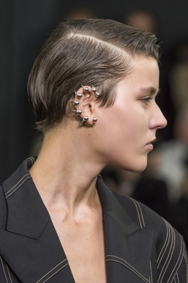 عرض أزياء Mugler لربيع وصيف 2019