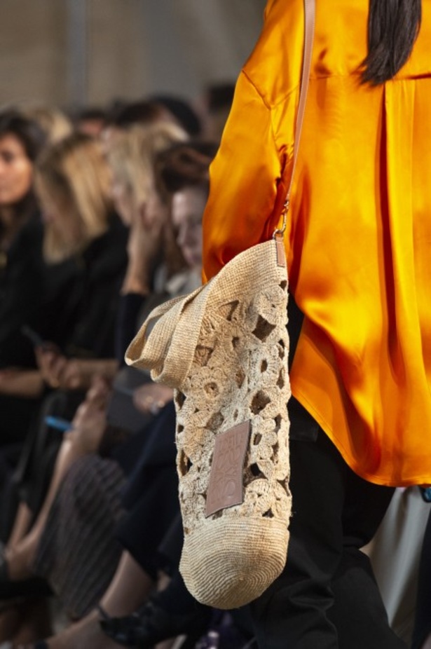 عرض أزياء Loewe لربيع وصيف 2019