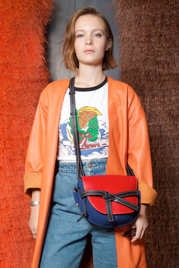 عرض أزياء Loewe لربيع وصيف 2019