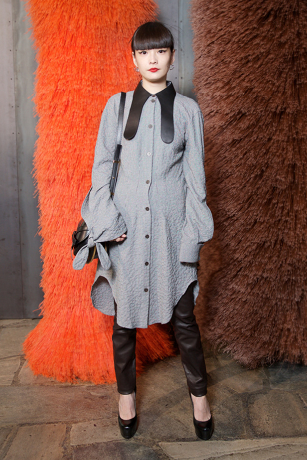 عرض أزياء Loewe لربيع وصيف 2019