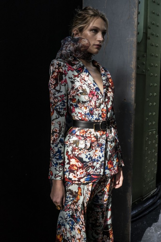 مجموعة ايلي صعب لموسم ربيع وصيف 2019