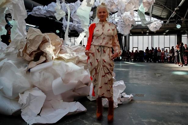عرض Vivienne Westwood لربيع وصيف 2019