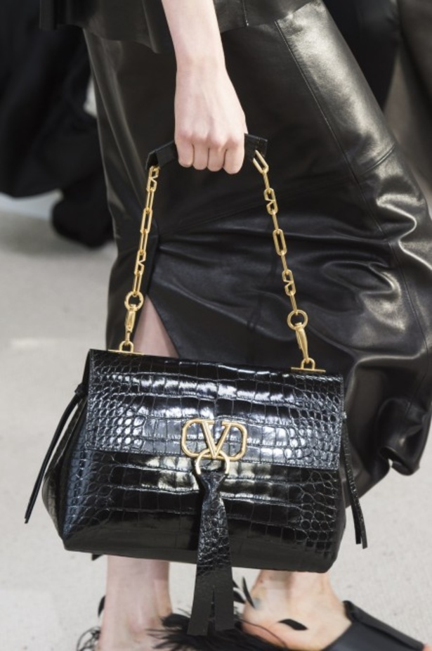 مجموعة فالنتينو لموسم ربيع وصيف 2019