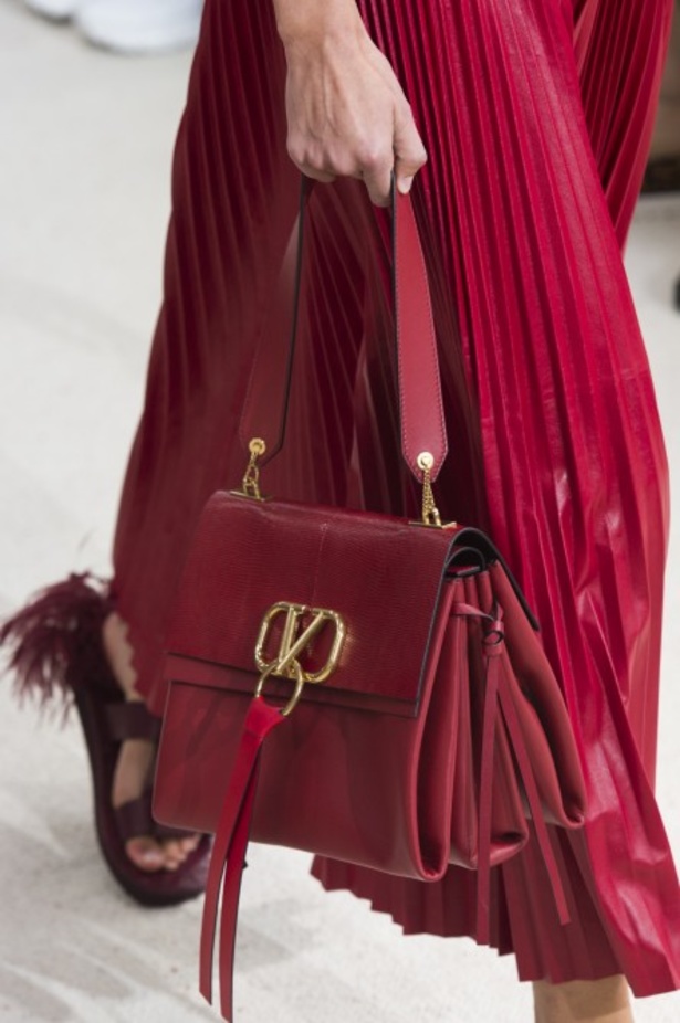 مجموعة فالنتينو لموسم ربيع وصيف 2019