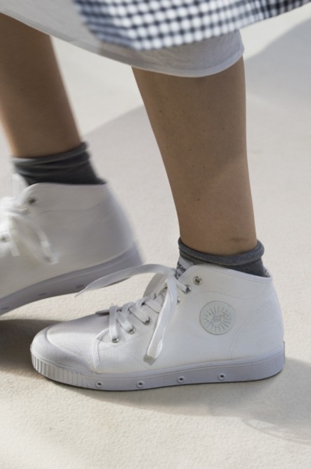 مجموعة أغنيس بي لموسم ربيع وصيف 2019