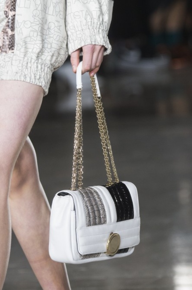 مجموعة  Giambattista Valli لربيع وصيف 2019