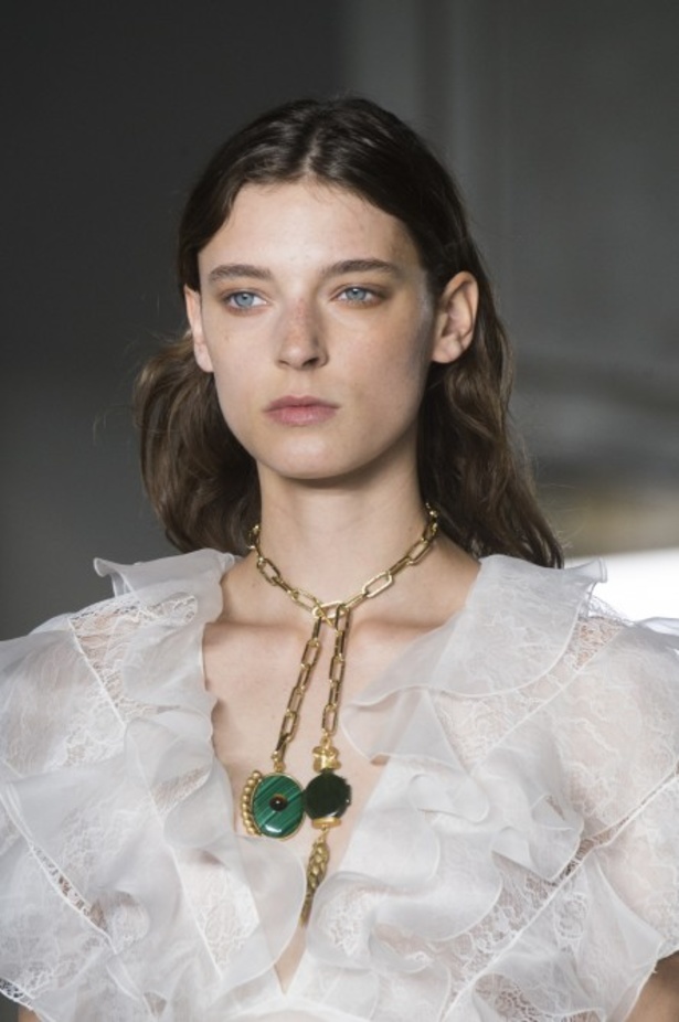 مجموعة  Giambattista Valli لربيع وصيف 2019