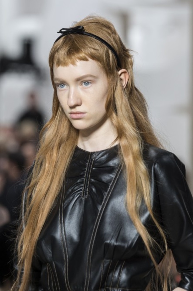 عرض Miu Miu للألبسة الجاهزة لربيع 2019