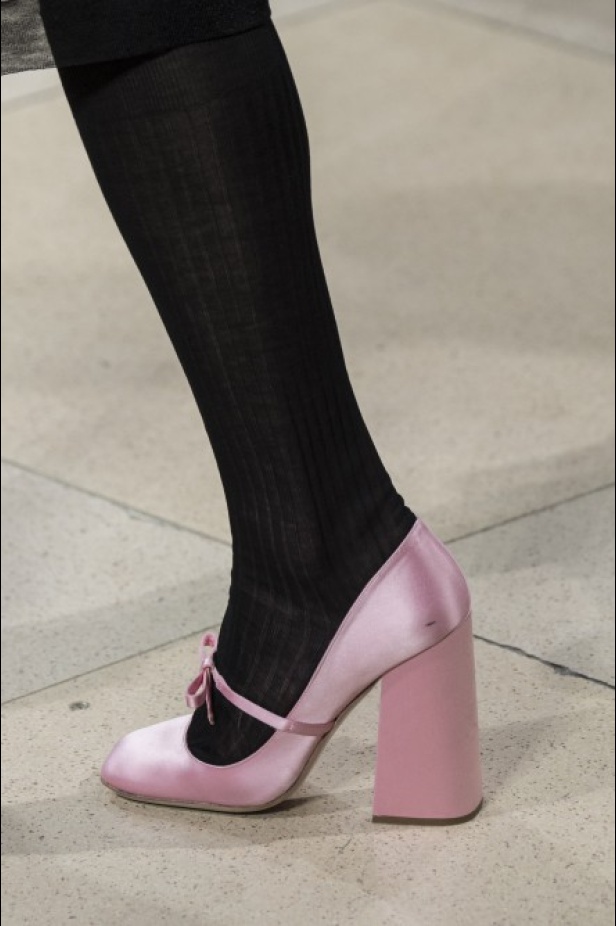 عرض Miu Miu للألبسة الجاهزة لربيع 2019