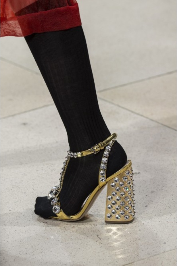 عرض Miu Miu للألبسة الجاهزة لربيع 2019