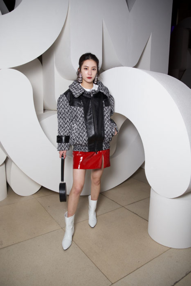 عرض Miu Miu للألبسة الجاهزة لربيع 2019