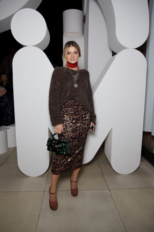 عرض Miu Miu للألبسة الجاهزة لربيع 2019