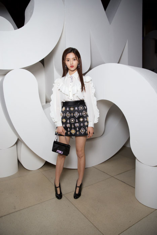 عرض Miu Miu للألبسة الجاهزة لربيع 2019