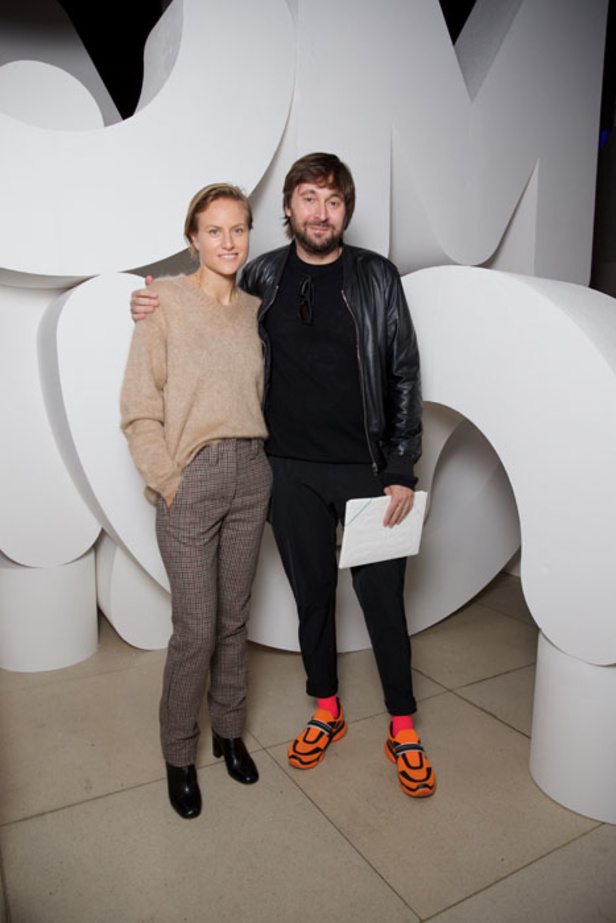 عرض Miu Miu للألبسة الجاهزة لربيع 2019