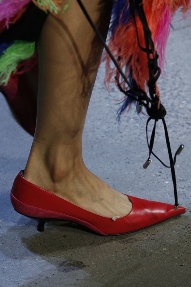 Prabal Gurung قدّم مجموعة نابضة بالحياة لربيع وصيف 2019