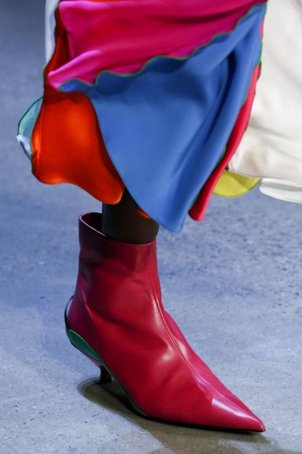 Prabal Gurung قدّم مجموعة نابضة بالحياة لربيع وصيف 2019