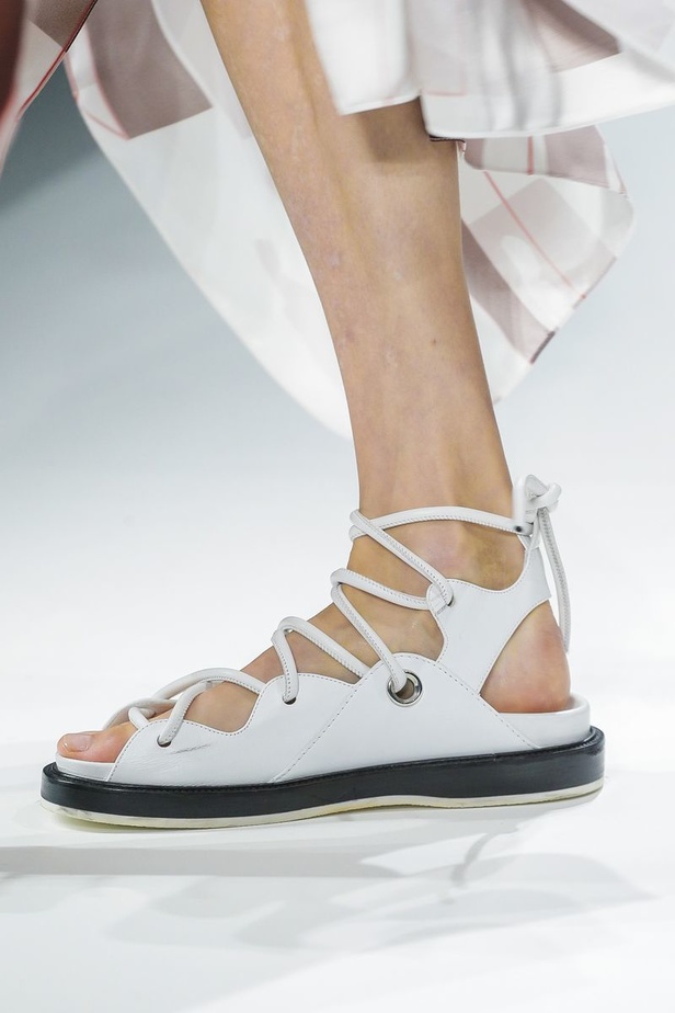 مجموعة دار   BOSS لموسم ربيع وصيف 2019