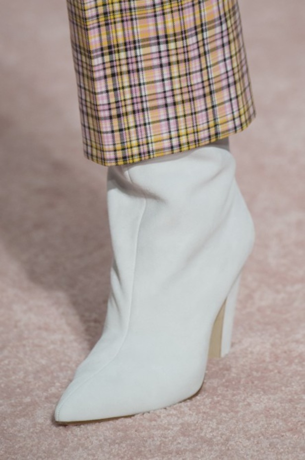 مجموعة كارولينا هيريرا لموسم ربيع وصيف 2019