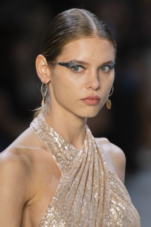 مجموعة تاداشي جوشي لموسم ربيع وصيف ٢٠١٩