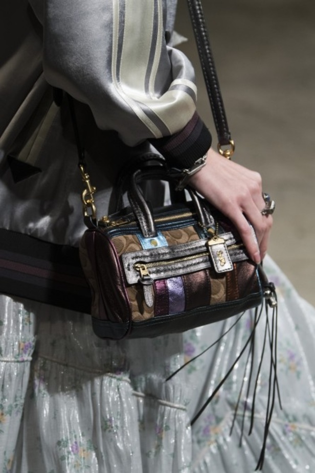 عرض ازياء كوتش لموسم ربيع وصيف 2019