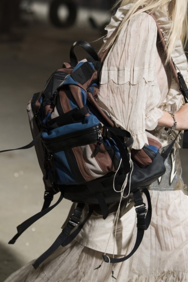 عرض ازياء كوتش لموسم ربيع وصيف 2019