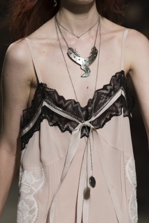 عرض ازياء كوتش لموسم ربيع وصيف 2019