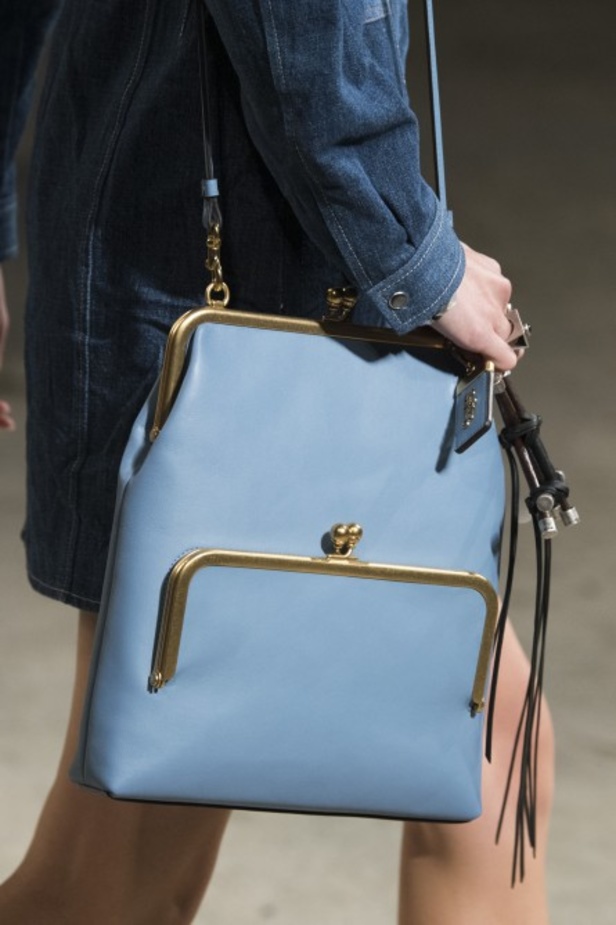 عرض ازياء كوتش لموسم ربيع وصيف 2019