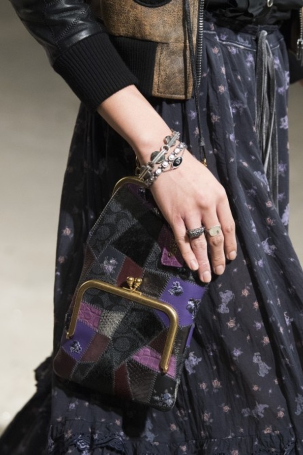 عرض ازياء كوتش لموسم ربيع وصيف 2019