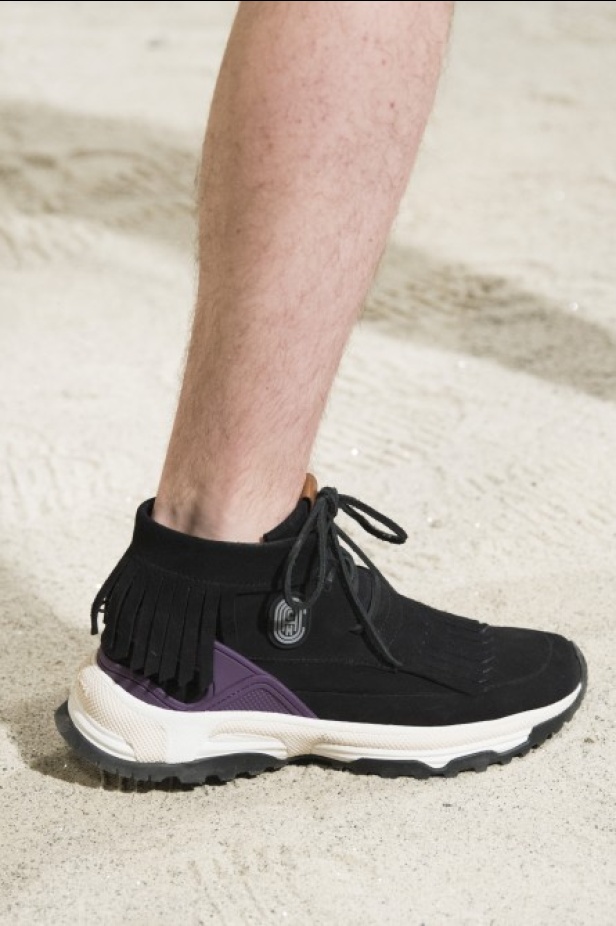 عرض ازياء كوتش لموسم ربيع وصيف 2019