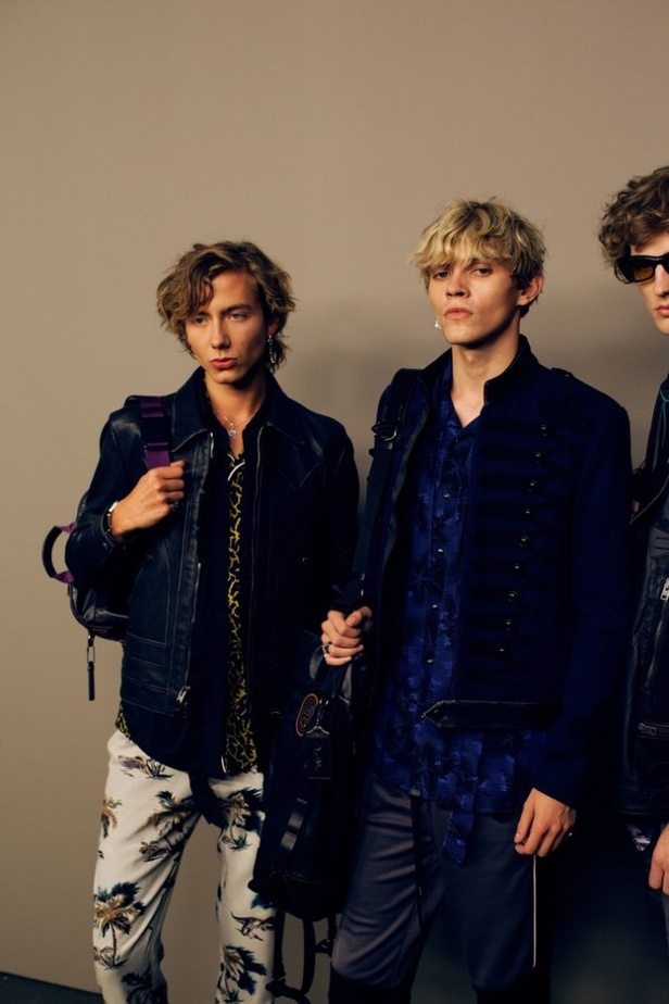 عرض ازياء كوتش لموسم ربيع وصيف 2019