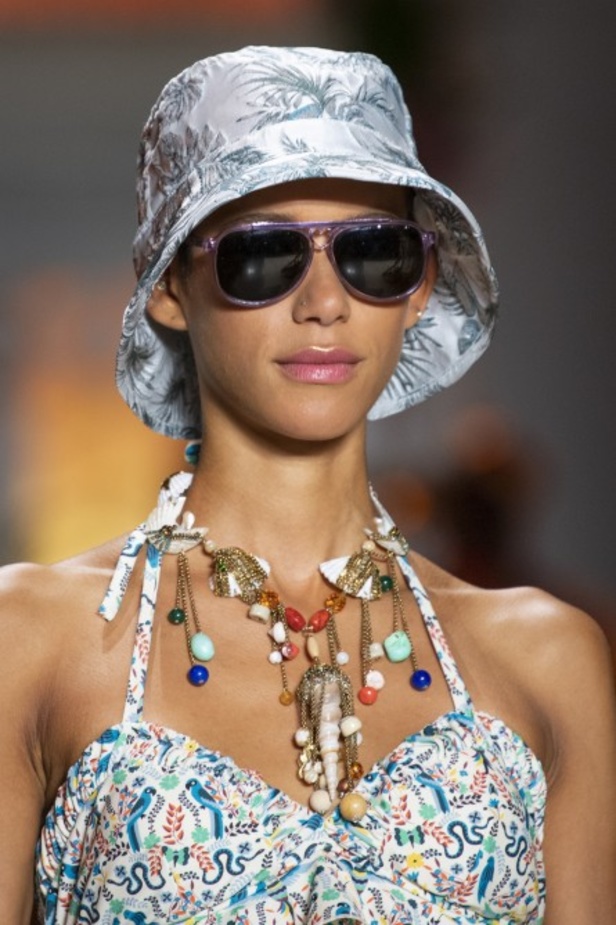 مجموعة Anna Sui للألبسة الجاهزة لربيع 2019