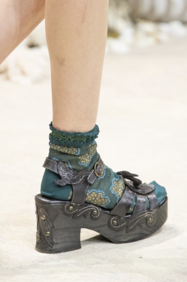 مجموعة Anna Sui للألبسة الجاهزة لربيع 2019