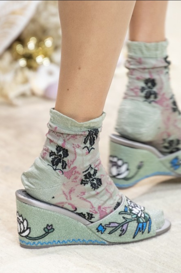 مجموعة Anna Sui للألبسة الجاهزة لربيع 2019