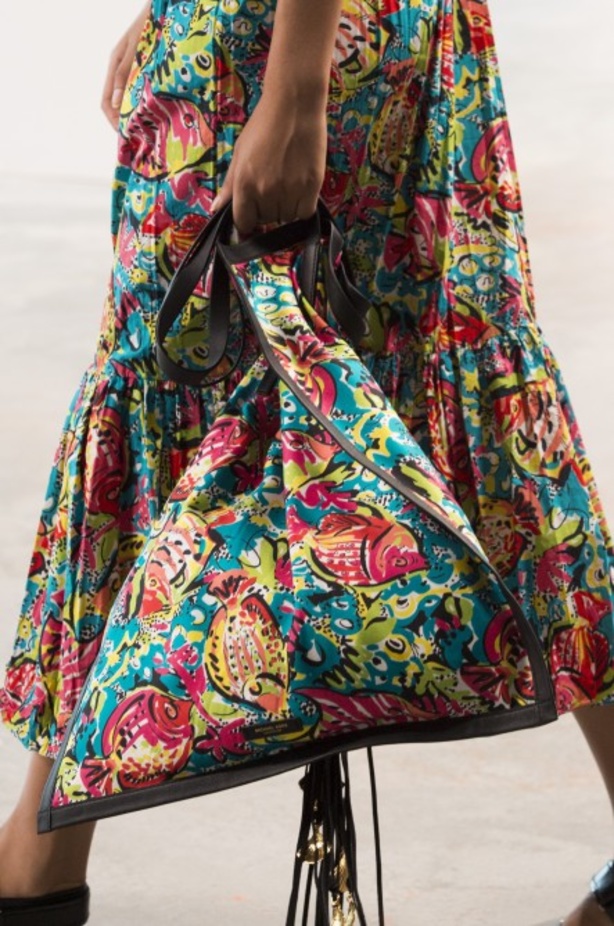 مجموعة مايكل كورس للألبسة الجاهزة لربيع 2019