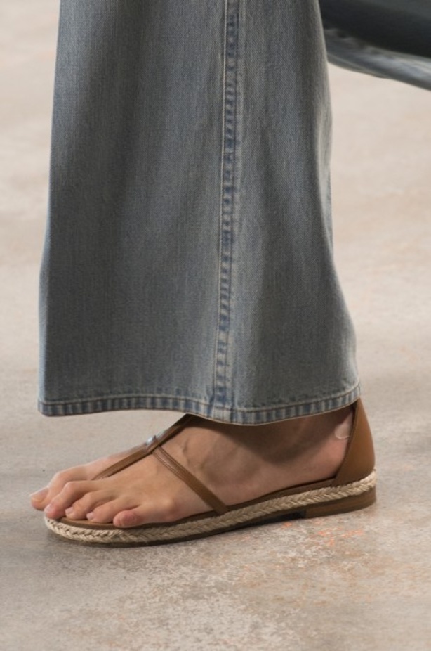 مجموعة مايكل كورس للألبسة الجاهزة لربيع 2019