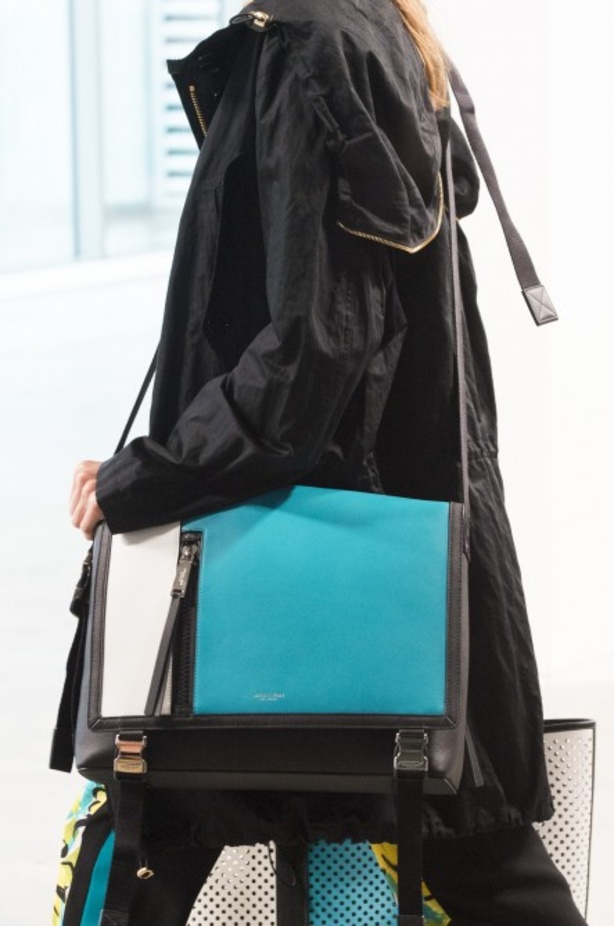 مجموعة مايكل كورس للألبسة الجاهزة لربيع 2019