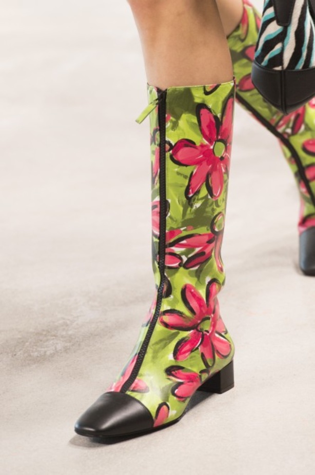 مجموعة مايكل كورس للألبسة الجاهزة لربيع 2019