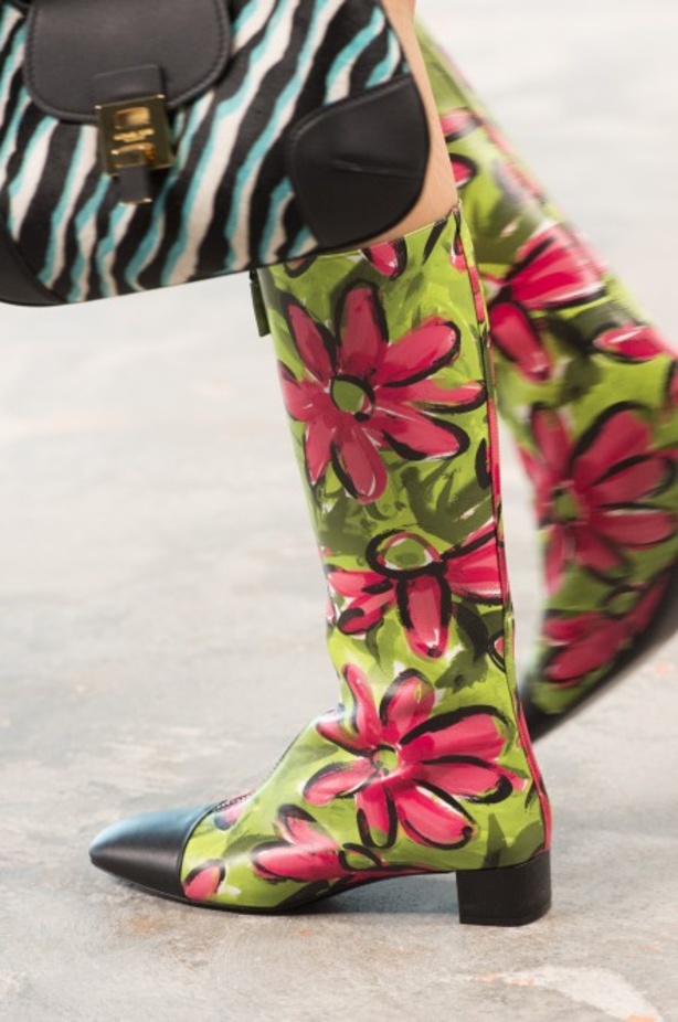 مجموعة مايكل كورس للألبسة الجاهزة لربيع 2019