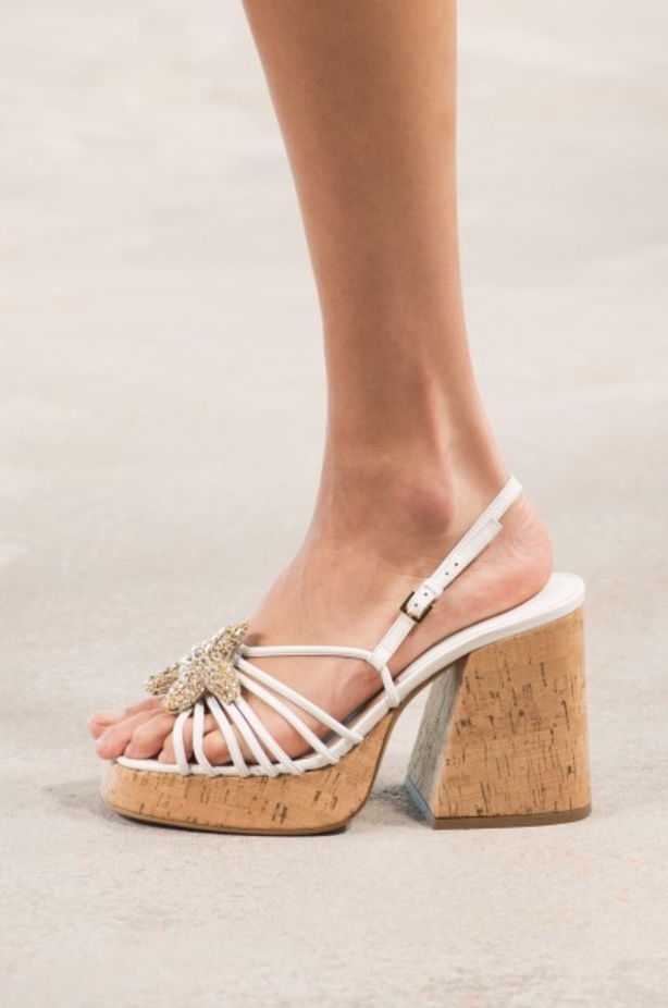 مجموعة مايكل كورس للألبسة الجاهزة لربيع 2019