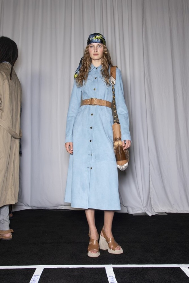 مجموعة مايكل كورس للألبسة الجاهزة لربيع 2019