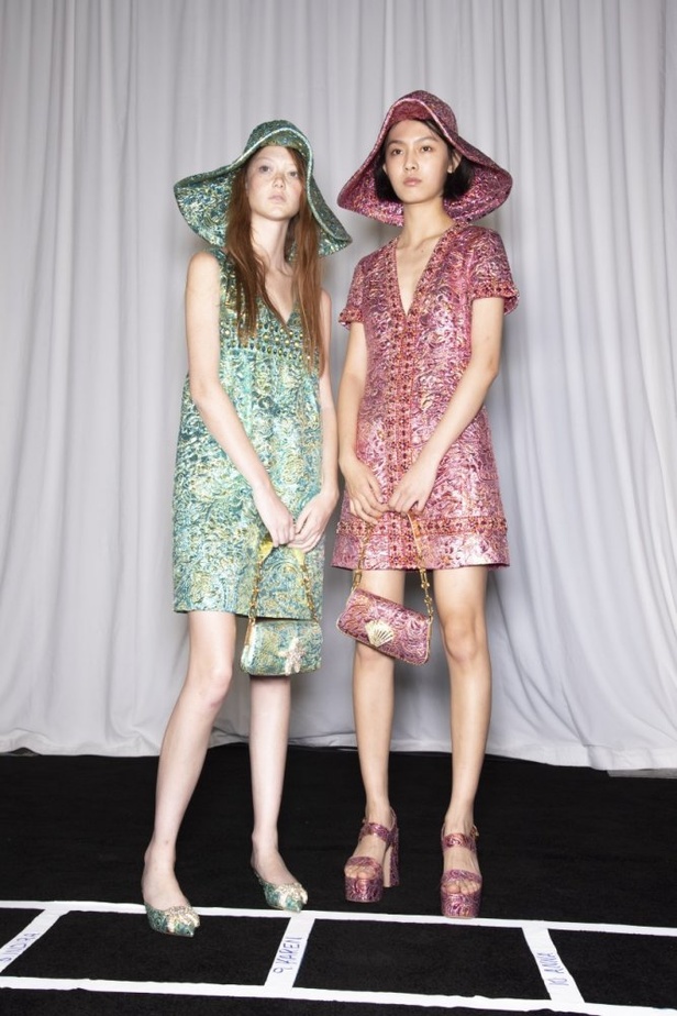 مجموعة مايكل كورس للألبسة الجاهزة لربيع 2019