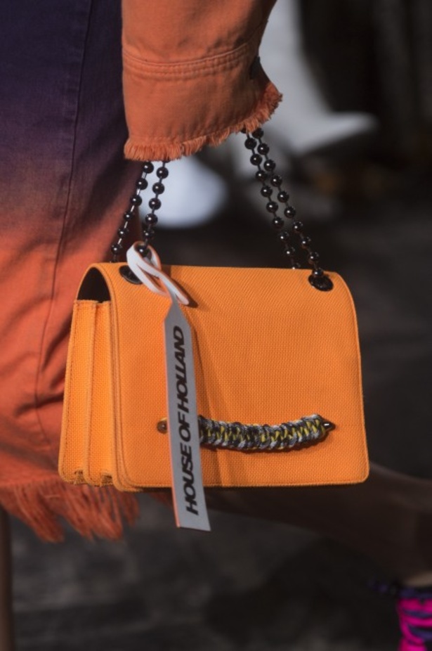 عرض أزياء House Of Holland لربيع ٢٠١٩ !