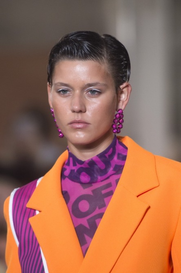 عرض أزياء House Of Holland لربيع ٢٠١٩ !