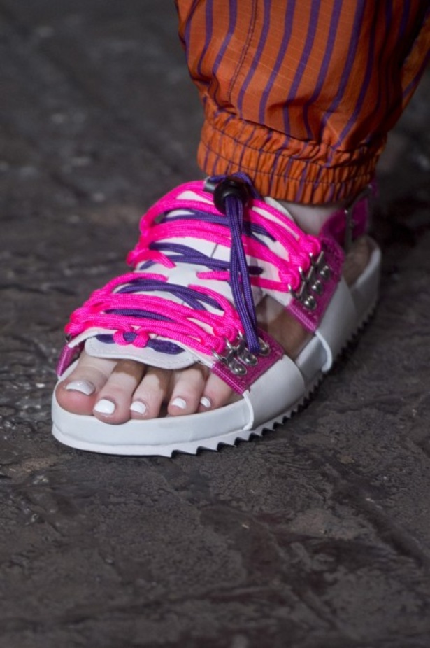 عرض أزياء House Of Holland لربيع ٢٠١٩ !