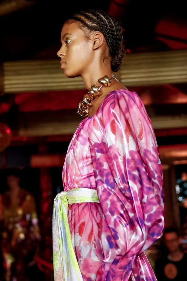 عرض أزياء Peter Pilotto لربيع وصيف ٢٠١٩ !