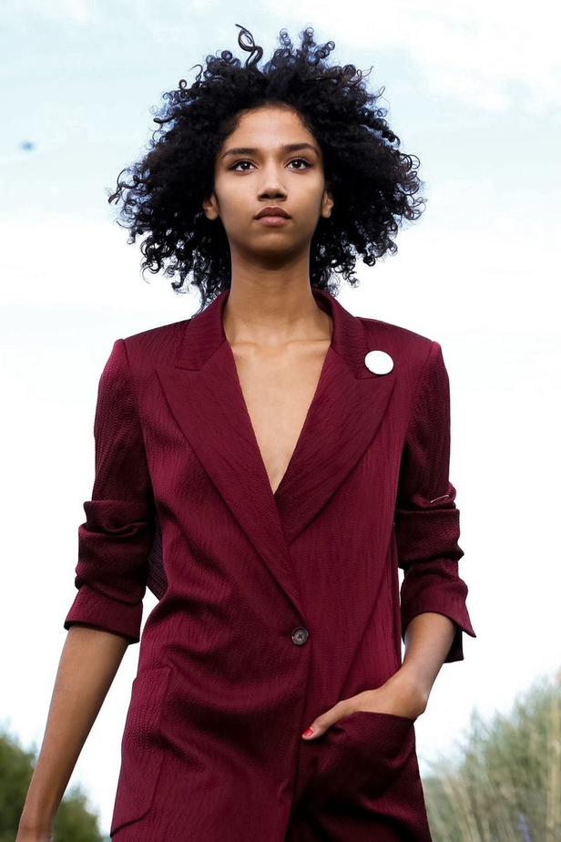 عرض أزياء Roland Mouret لربيع وصيف ٢٠١٩ !