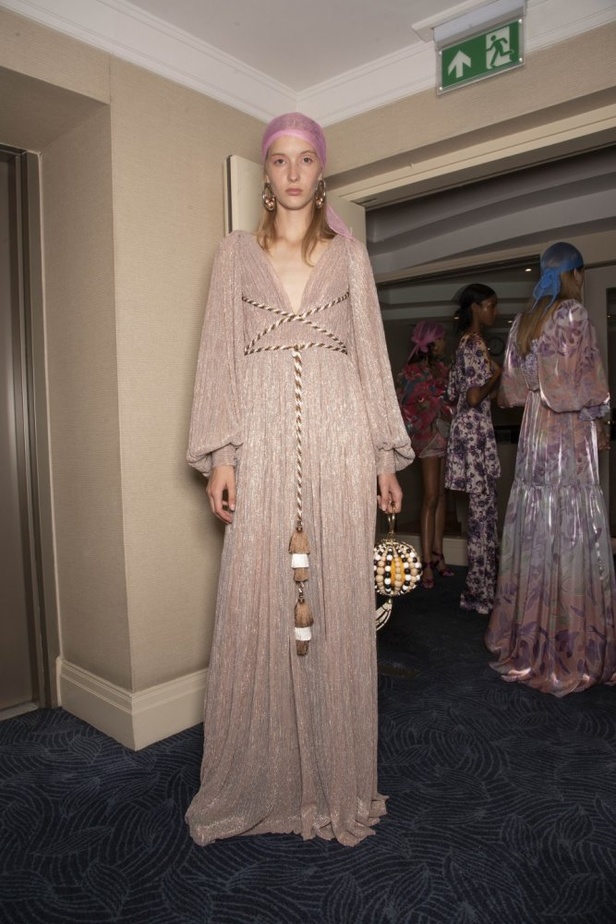 عرض أزياء Peter Pilotto لربيع وصيف ٢٠١٩ !