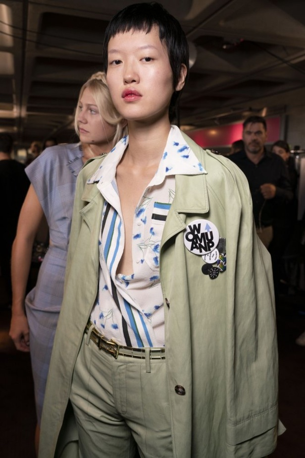 عرض أزياء Roland Mouret لربيع وصيف ٢٠١٩ !