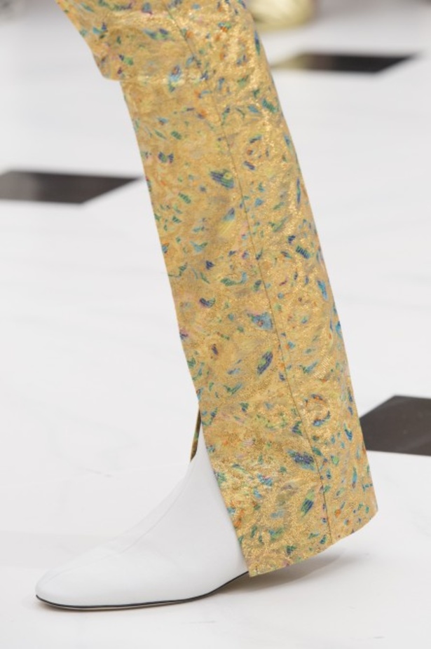 عرض ازياء فيكتوريا بيكهام لربيع وصيف 2019