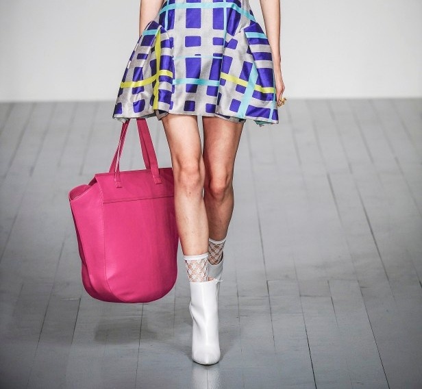 لوحة من الالوان الصيفية في مجموعة Paul Costelloe لربيع وصيف 2019